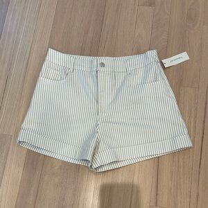 NWT Neutral Striped Cuffed Shorts